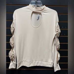 Mundefeis Cream Knit Top w Lace Sleeves NWT Size S